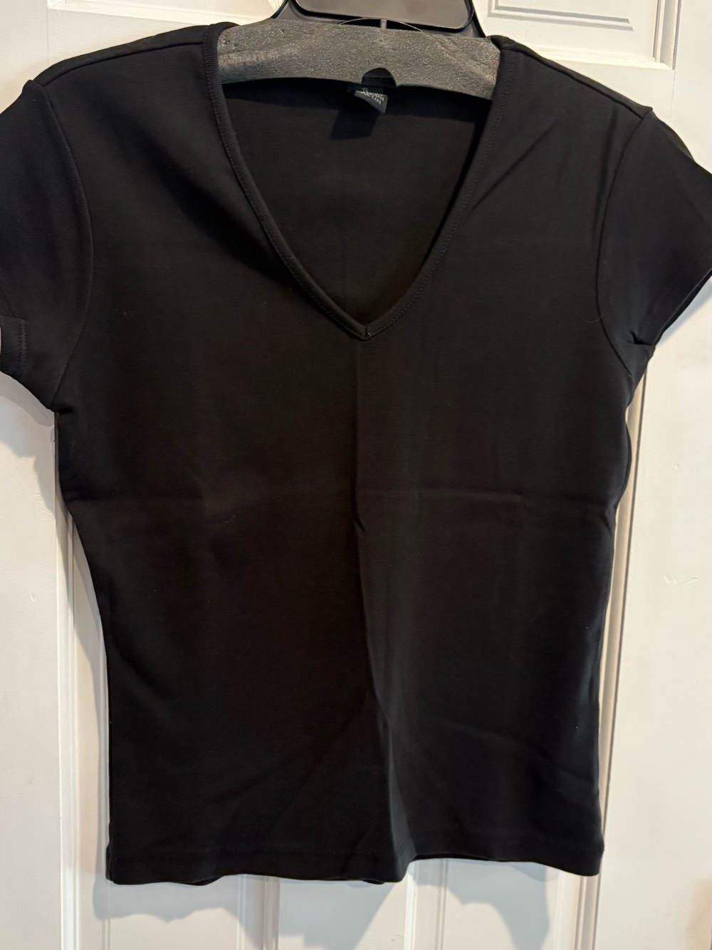 The Limited Black V-Neck Short Sleeve Tee